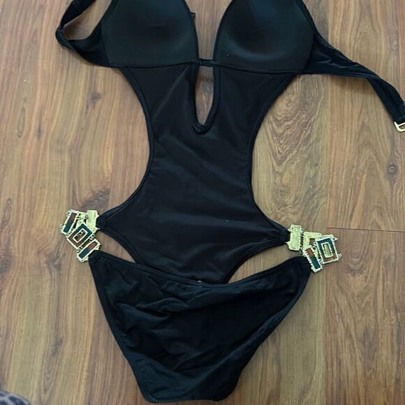 Victoria's Secret black one piece cut out bathing suit with gold hardware size S - Picture 4 of 5